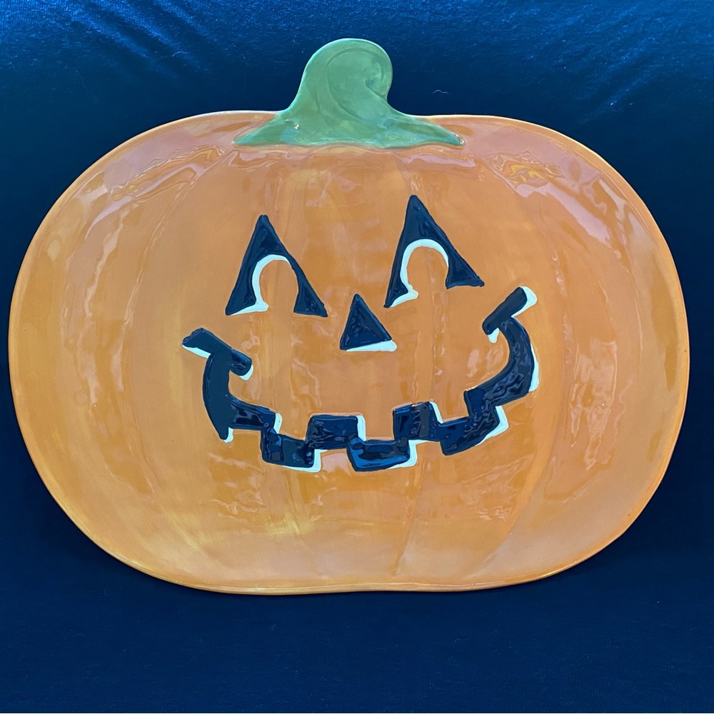 Halloween Decor by “Pfaltzgraff” Pumpkin Platter